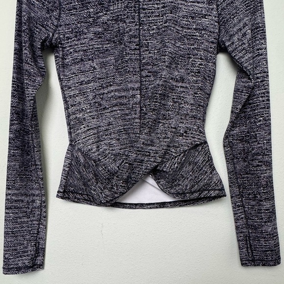 Lululemon Melodic Movement Long Sleeve Twillines White Black Size 4 - Picture 6 of 10